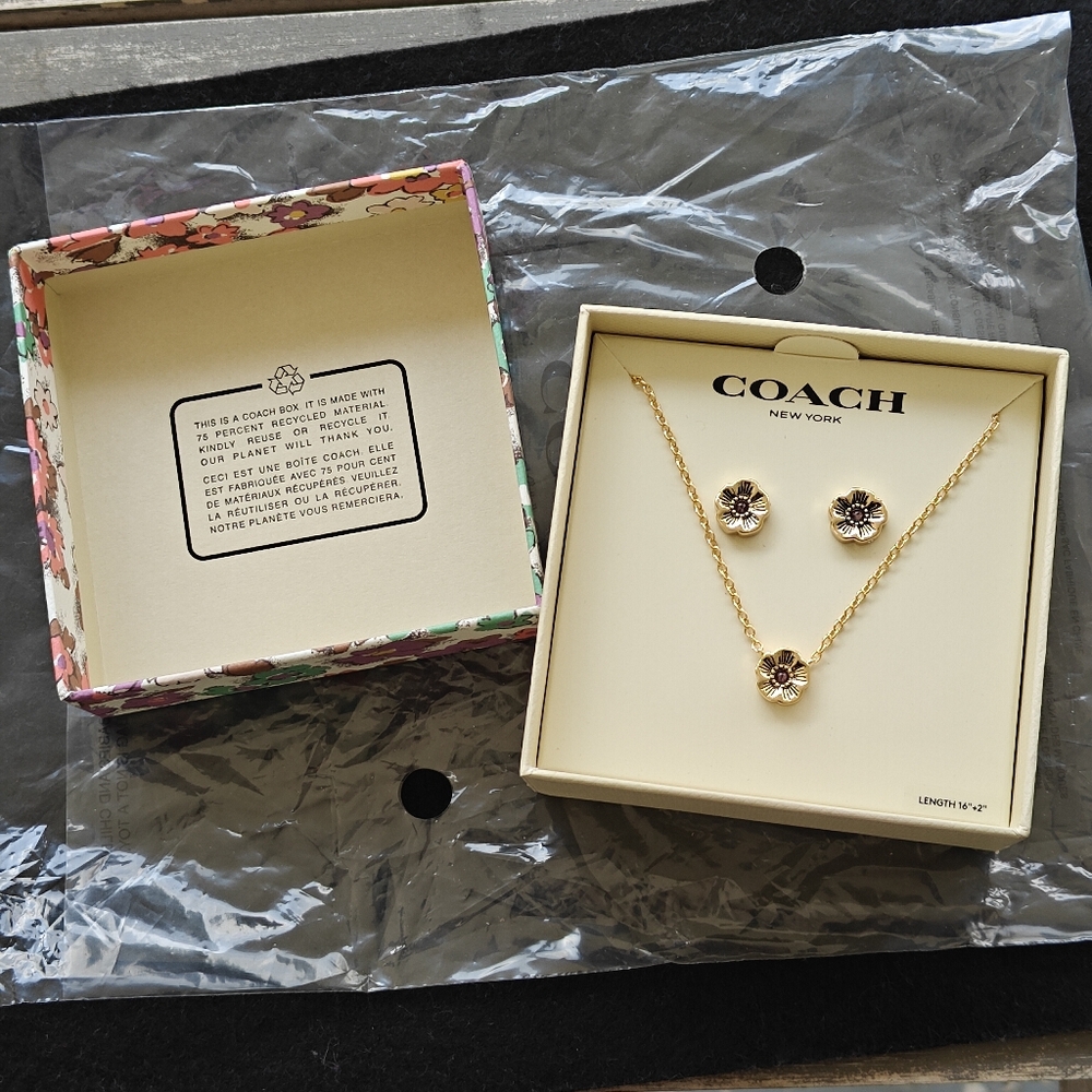 Coach Tea Rose Pendant Necklace And Earrings Gift Set